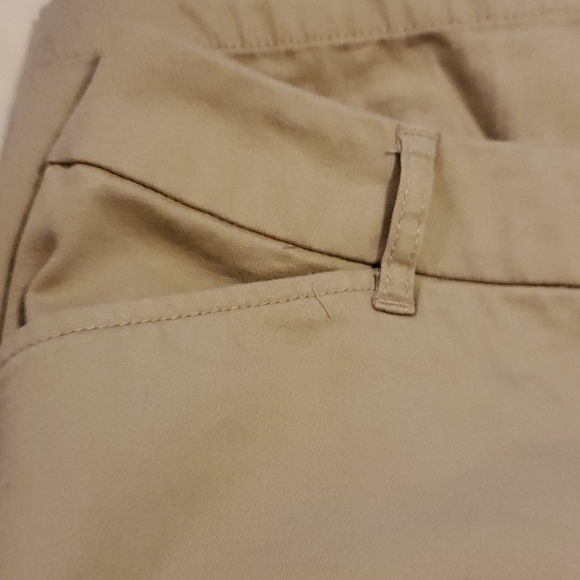 St. John Bay Women's Shorts - Picture 9 of 12